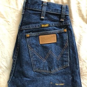 Vintage Wrangler Blue Jeans - Perfect for artists/painters, crafters, gardeners!